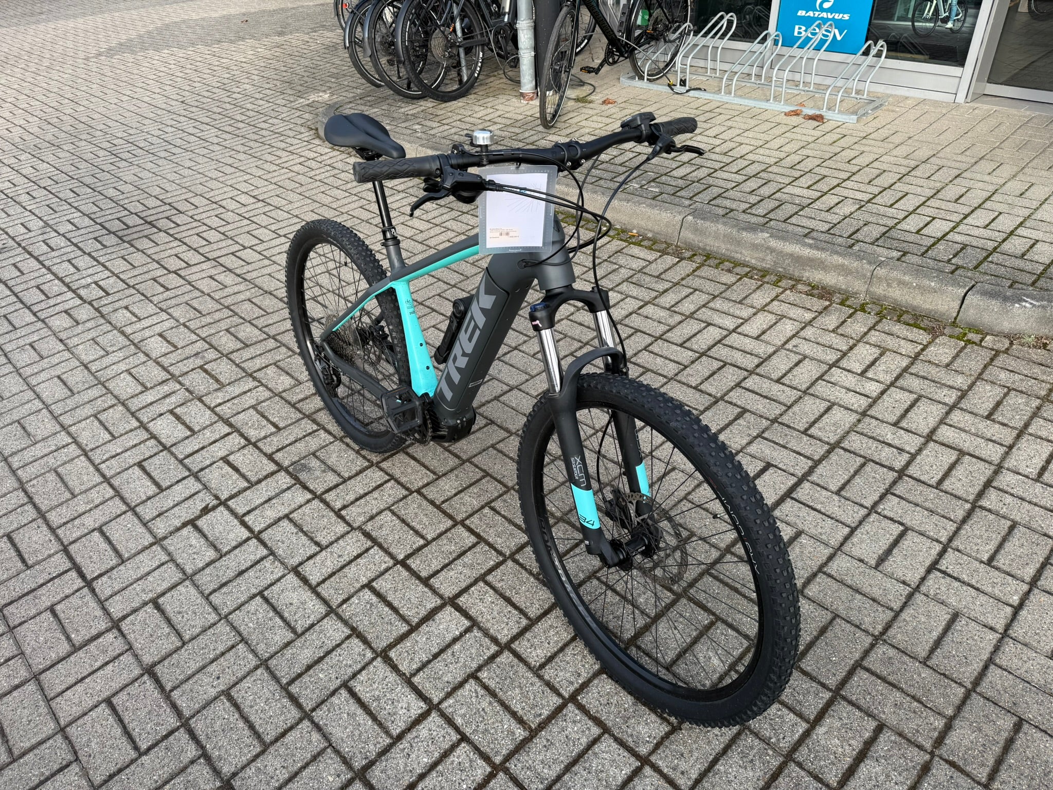 Trek Powerfly 4 625 L 29, Solid Charcoalmatte Miami Gebrauchtrad: 2.318 Km