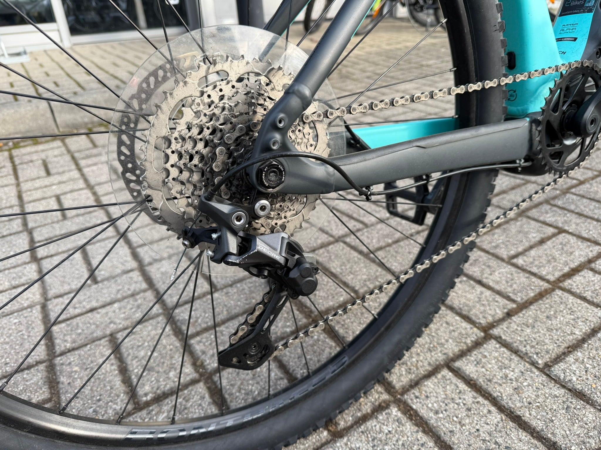 Trek Powerfly 4 625 L 29, Solid Charcoalmatte Miami Gebrauchtrad: 2.318 Km