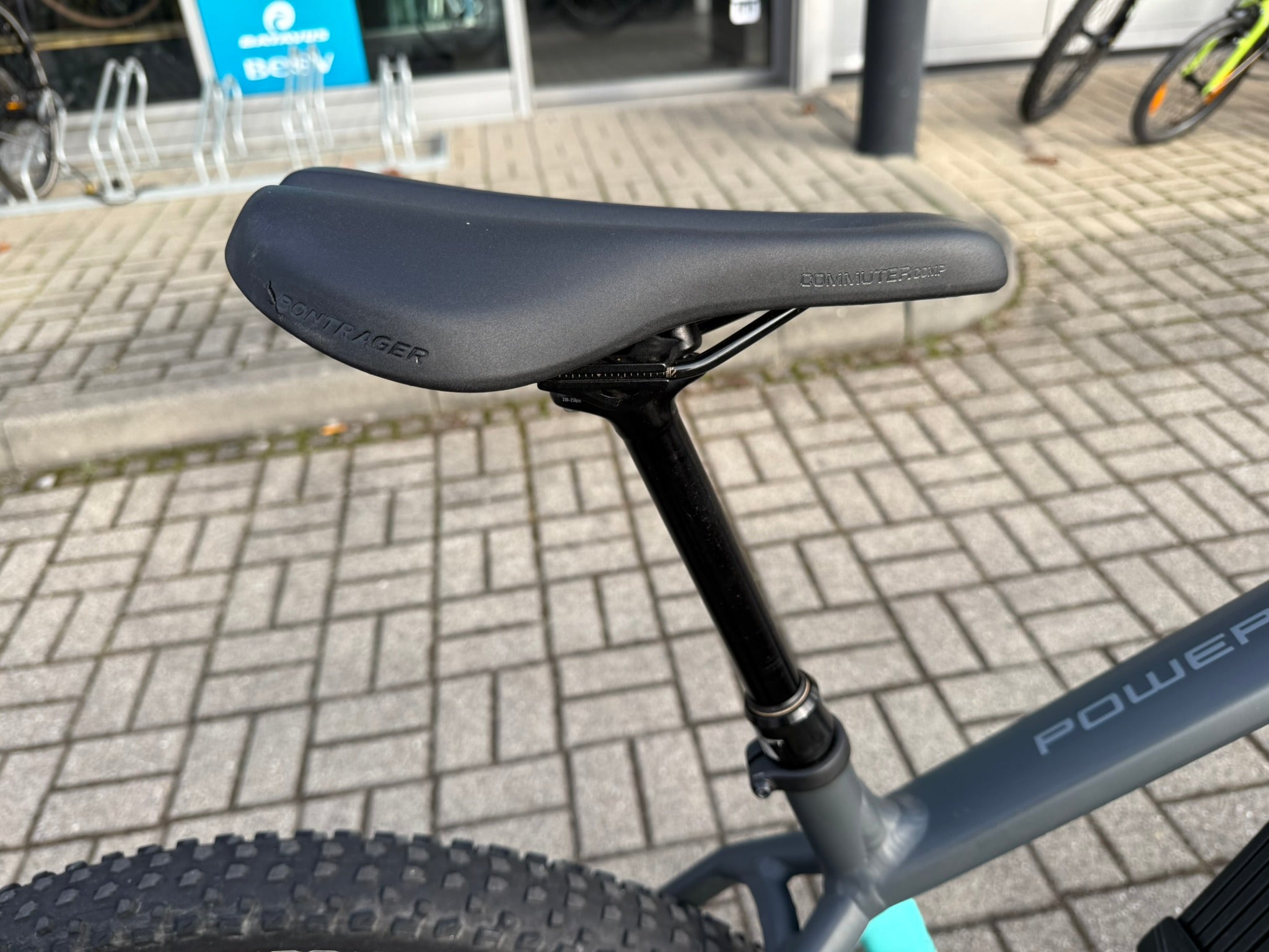 Trek Powerfly 4 625 L 29, Solid Charcoalmatte Miami Gebrauchtrad: 2.318 Km