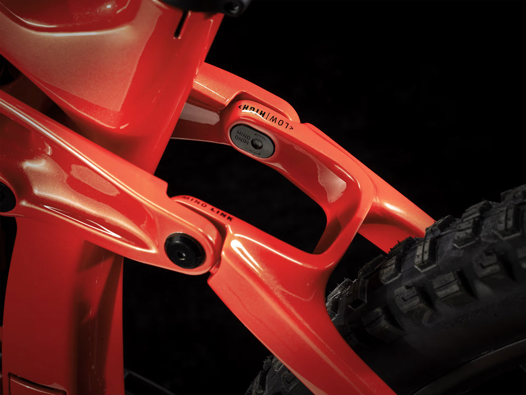 Rail 9.8 XT EU XL Lava