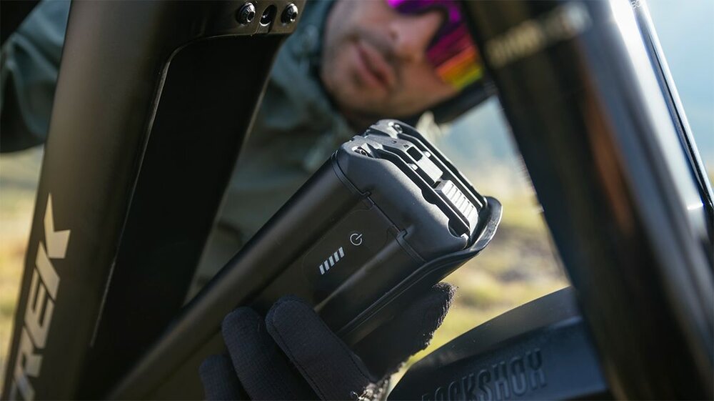 Trek Rail+ 5 EU L Lithium Grey GEN 5